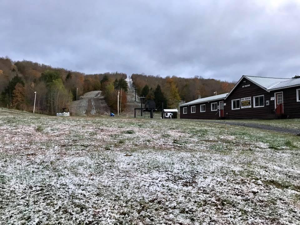 Late October gave Oak Mountain a dusting of snow. Winter is coming!