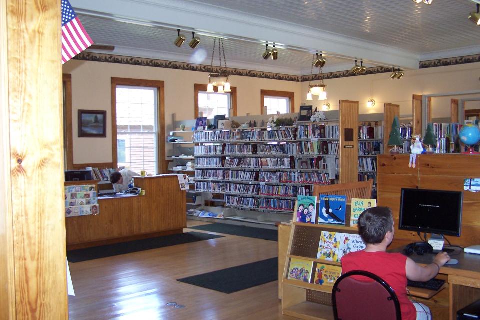 Long Lake Public Library