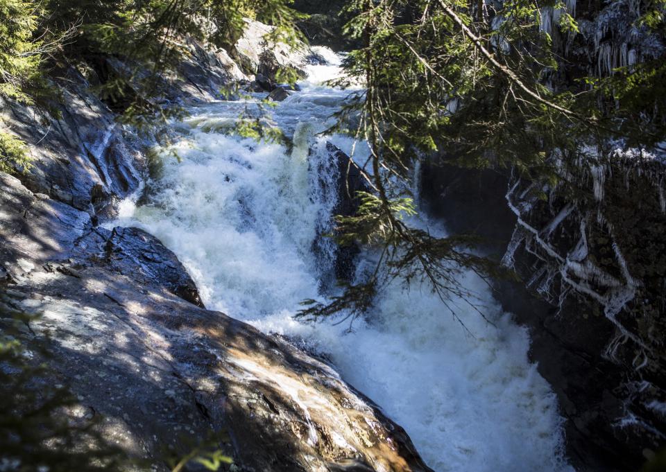 Spring waters rushing through Auger Falls